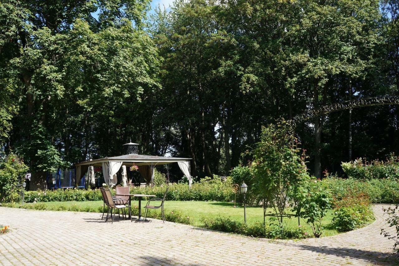 Lisewski Dwor Gniewino Dış mekan fotoğraf
